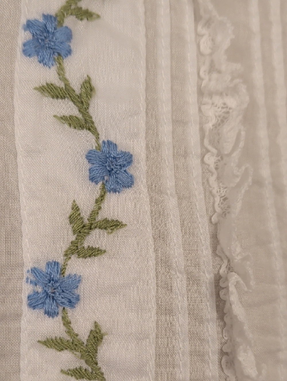 Vintage 50s White Sleeveless Midi Dress Blue Floral Embroidery Fit & Flare SeeMs - Picture 10 of 14